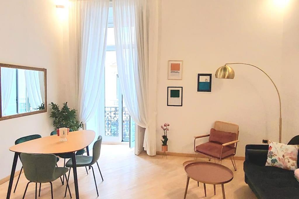 נאפולי Maison In Centro מראה חיצוני תמונה